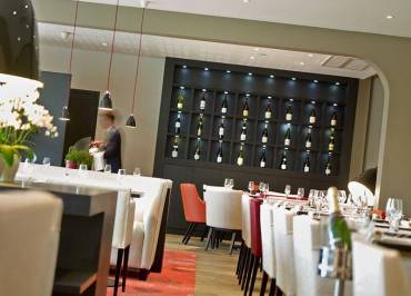 Restaurant - The Green View