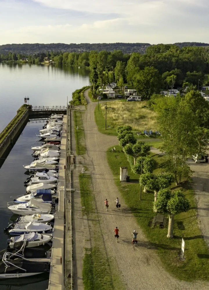 La Maison Eclusière Parcieux 
