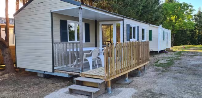 Camping les pins