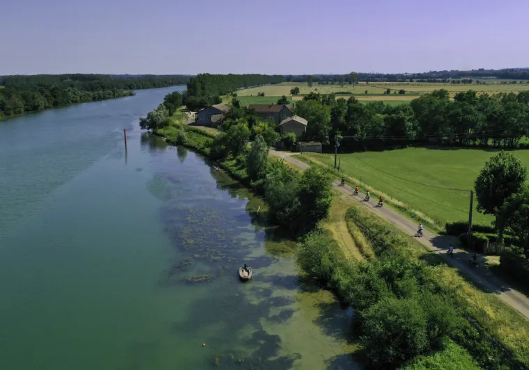 Sur La Voie Bleue en Saône-et-Loire