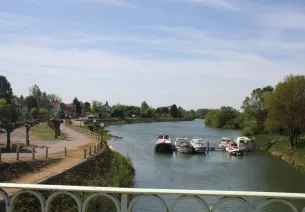Lechâtelet, comme un air de village de pêcheurs