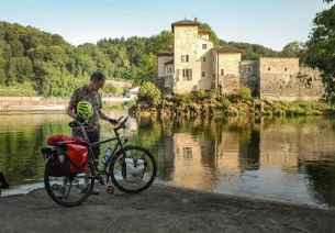 L’Ile Barbe, en arrivant à Lyon